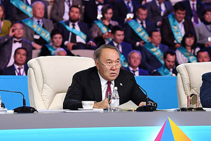 Активность Назарбаева напоминает избирательную кампанию