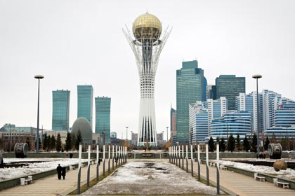 Комментарий: Казахстан наступает России на пятки