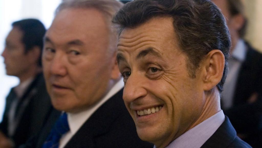 «Монд»: Как Франция помогла друзьям Назарбаева в обмен на продажу вертолетов